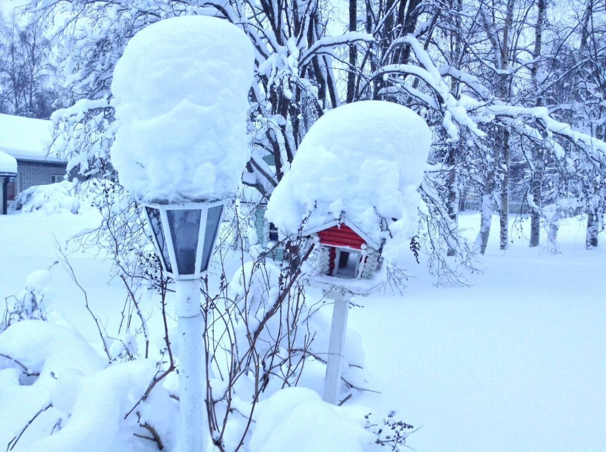 Hotelli Kultainen Joutsen Kuusamo Exteriör bild